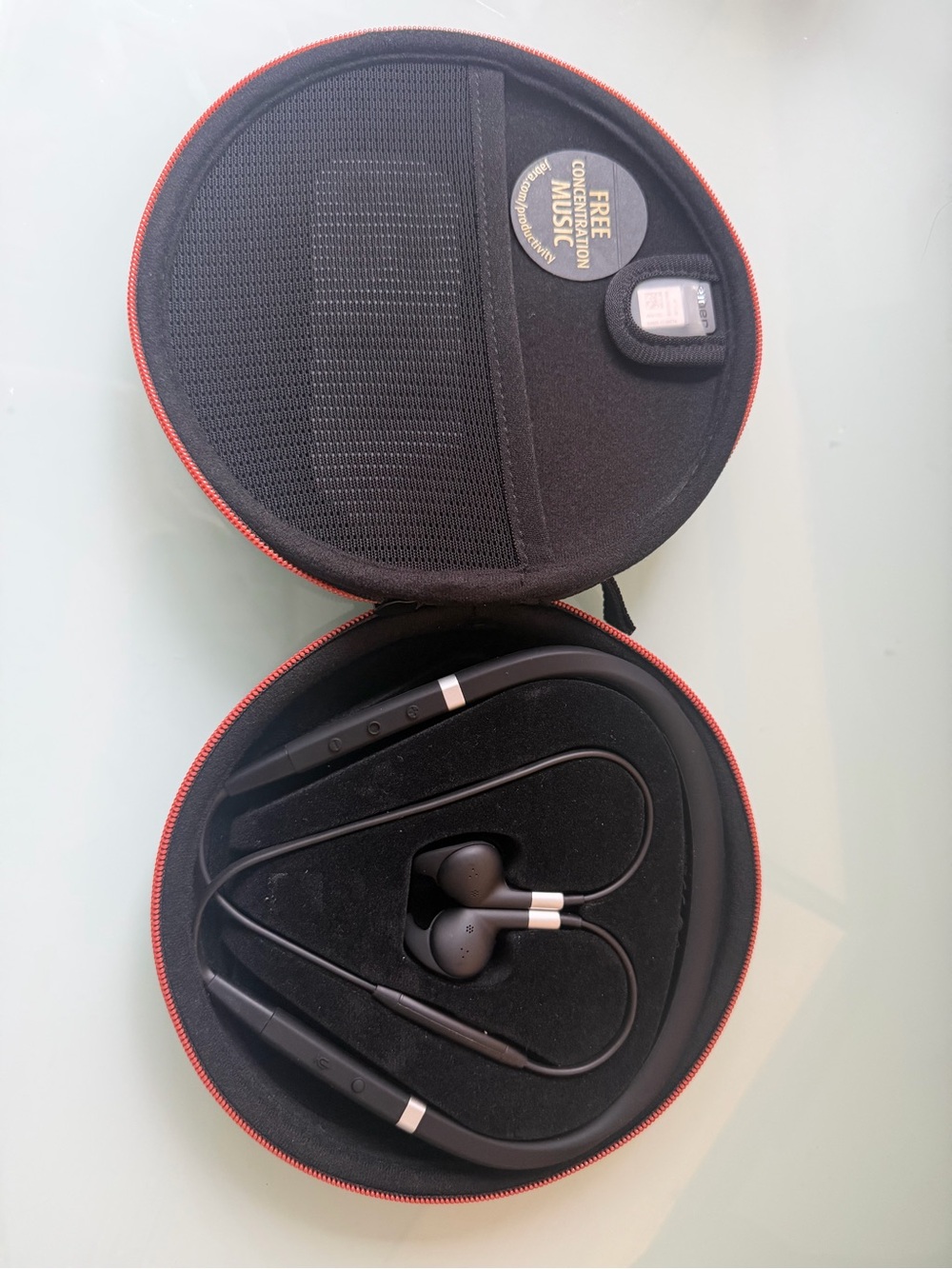 Jabra Evolve 75e ACCESSORY BUNDLE (HSC100W) zip pouch, usb dongle and charger